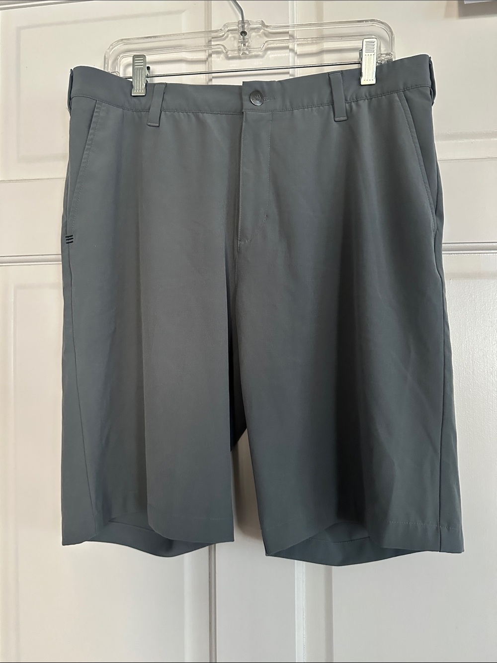 Adidas Men's Slate Gray Flat-Front Performance Shorts